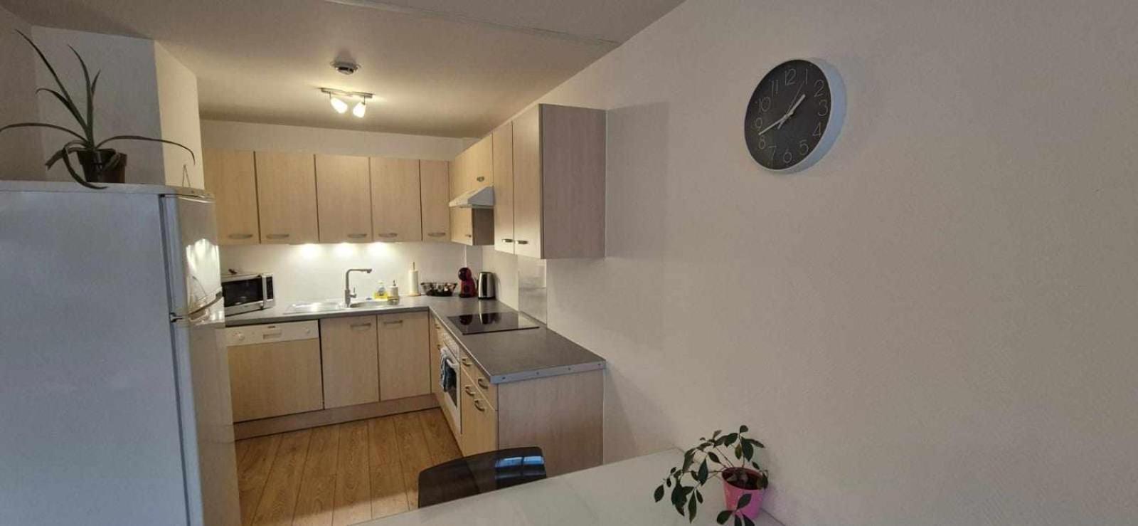 Nouveau !! Appartement Confortable Totalement Renove Avec Parking Gratuit - Hypercentre De Nancy Exterior photo