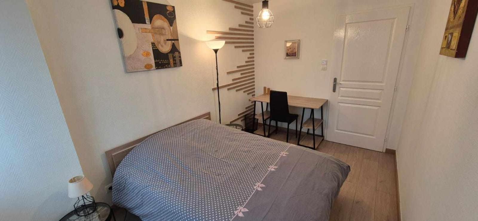 Nouveau !! Appartement Confortable Totalement Renove Avec Parking Gratuit - Hypercentre De Nancy Exterior photo