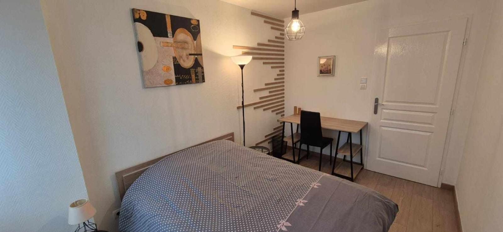 Nouveau !! Appartement Confortable Totalement Renove Avec Parking Gratuit - Hypercentre De Nancy Exterior photo